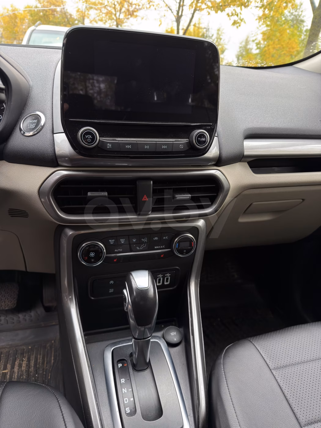 Ford EcoSport фото 12