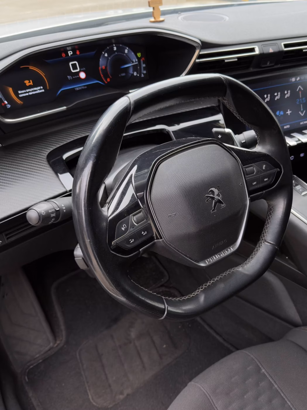 Peugeot 508 фото 9