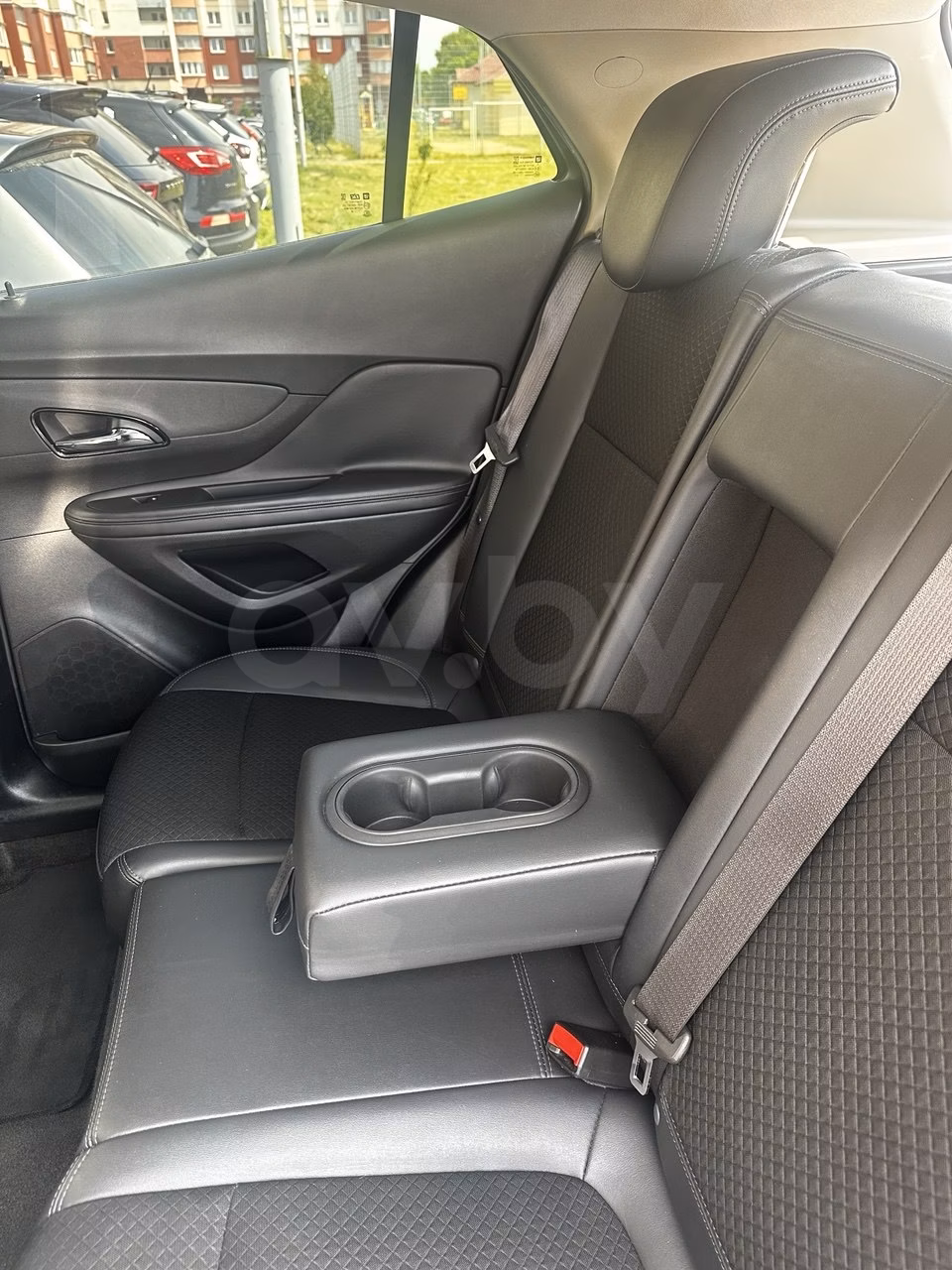 Buick Encore фото 11