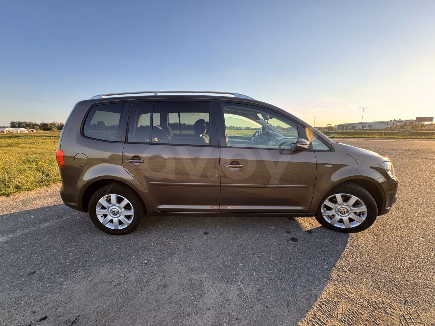 Volkswagen Touran фото 3