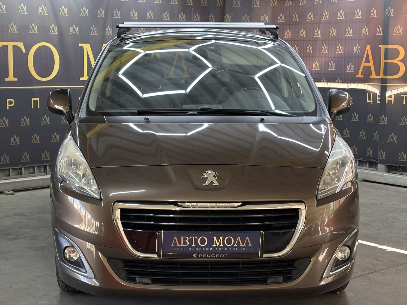Peugeot 5008 фото 2