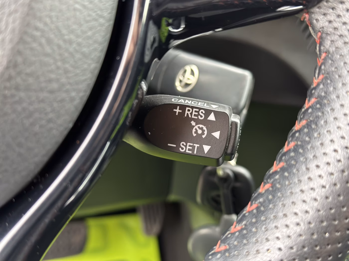 Toyota Yaris фото 19