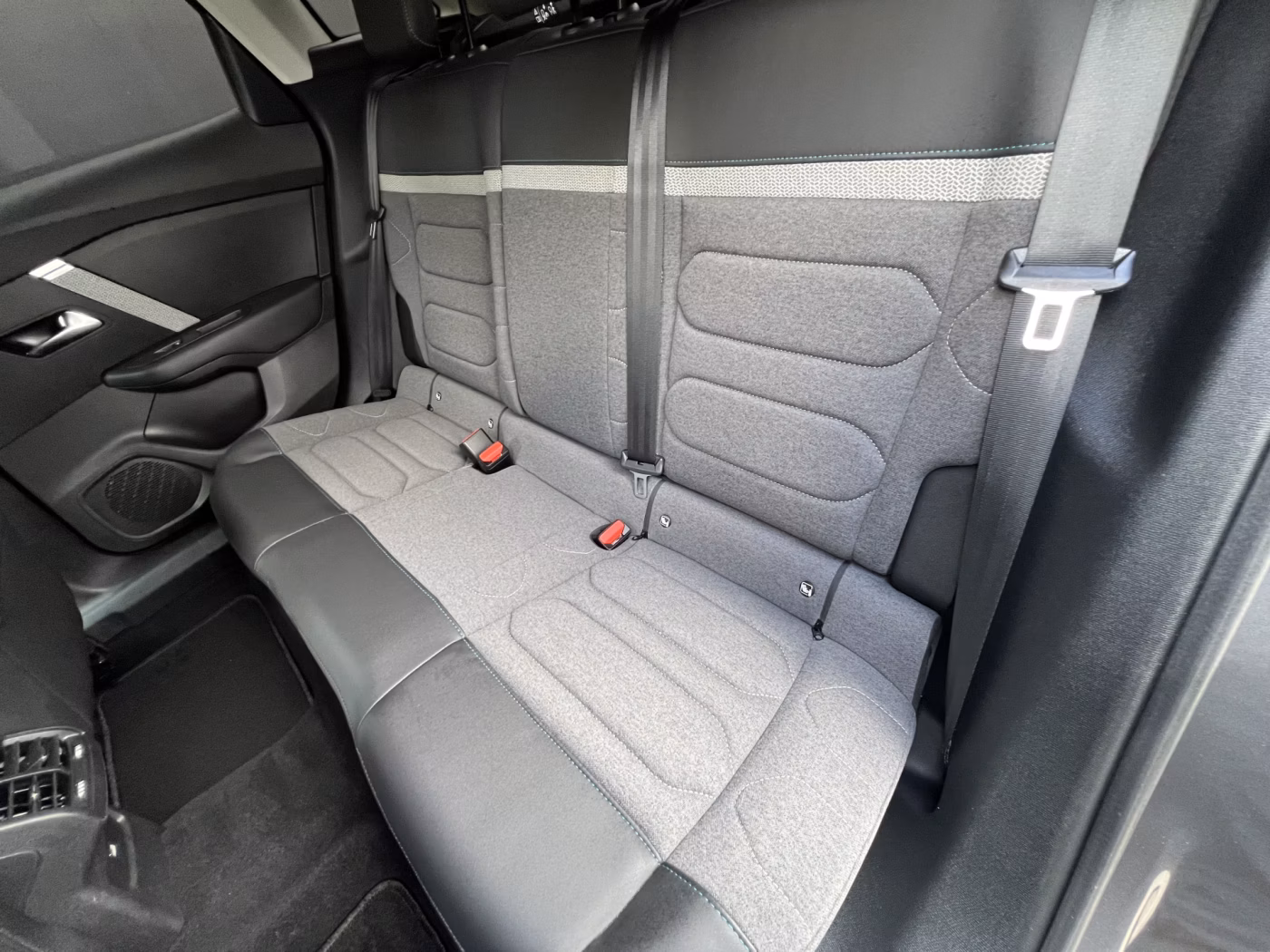 Citroen C4 фото 16