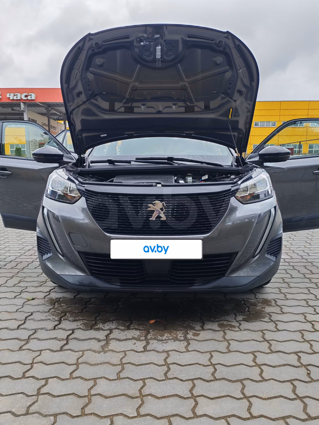 Peugeot 2008 фото 8