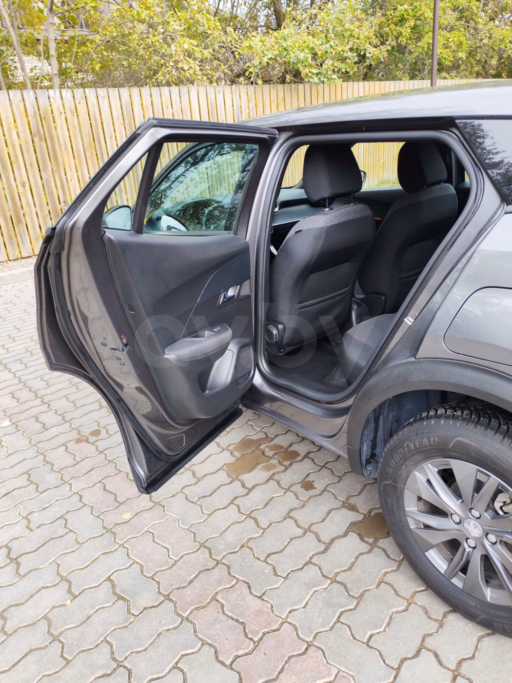 Peugeot 2008 фото 10
