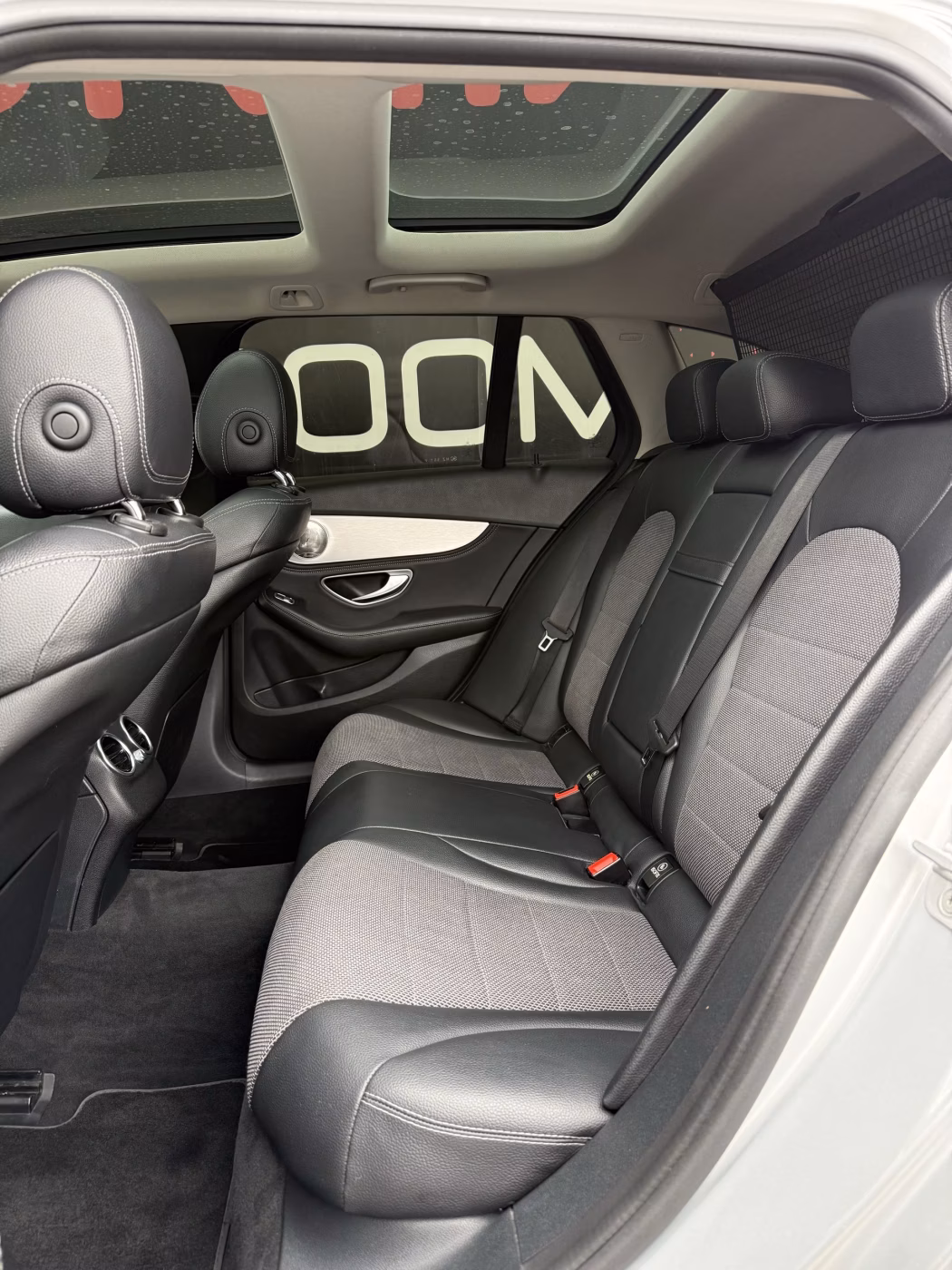 Mercedes-Benz C-Класс фото 17