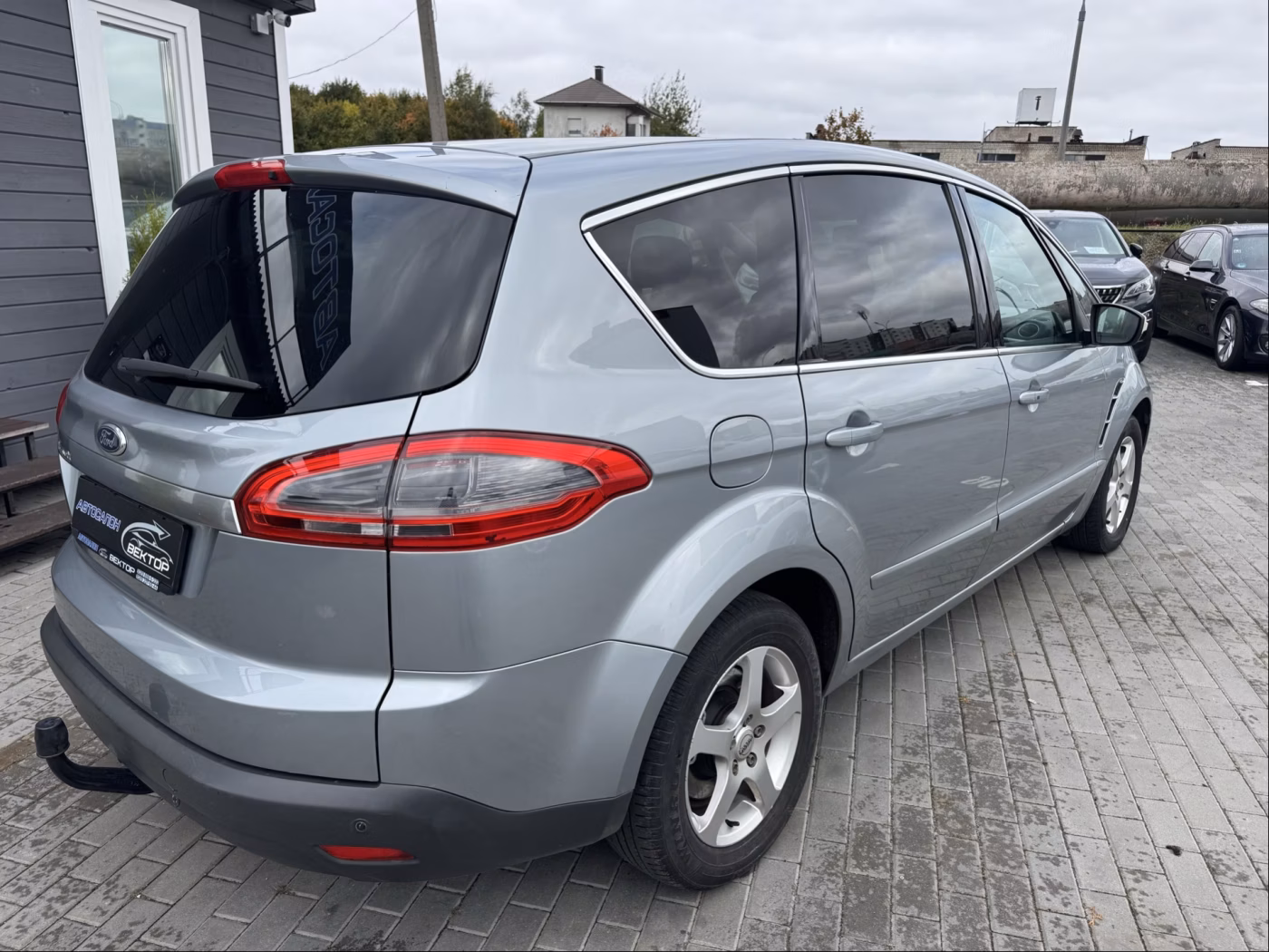 Ford S-MAX фото 7
