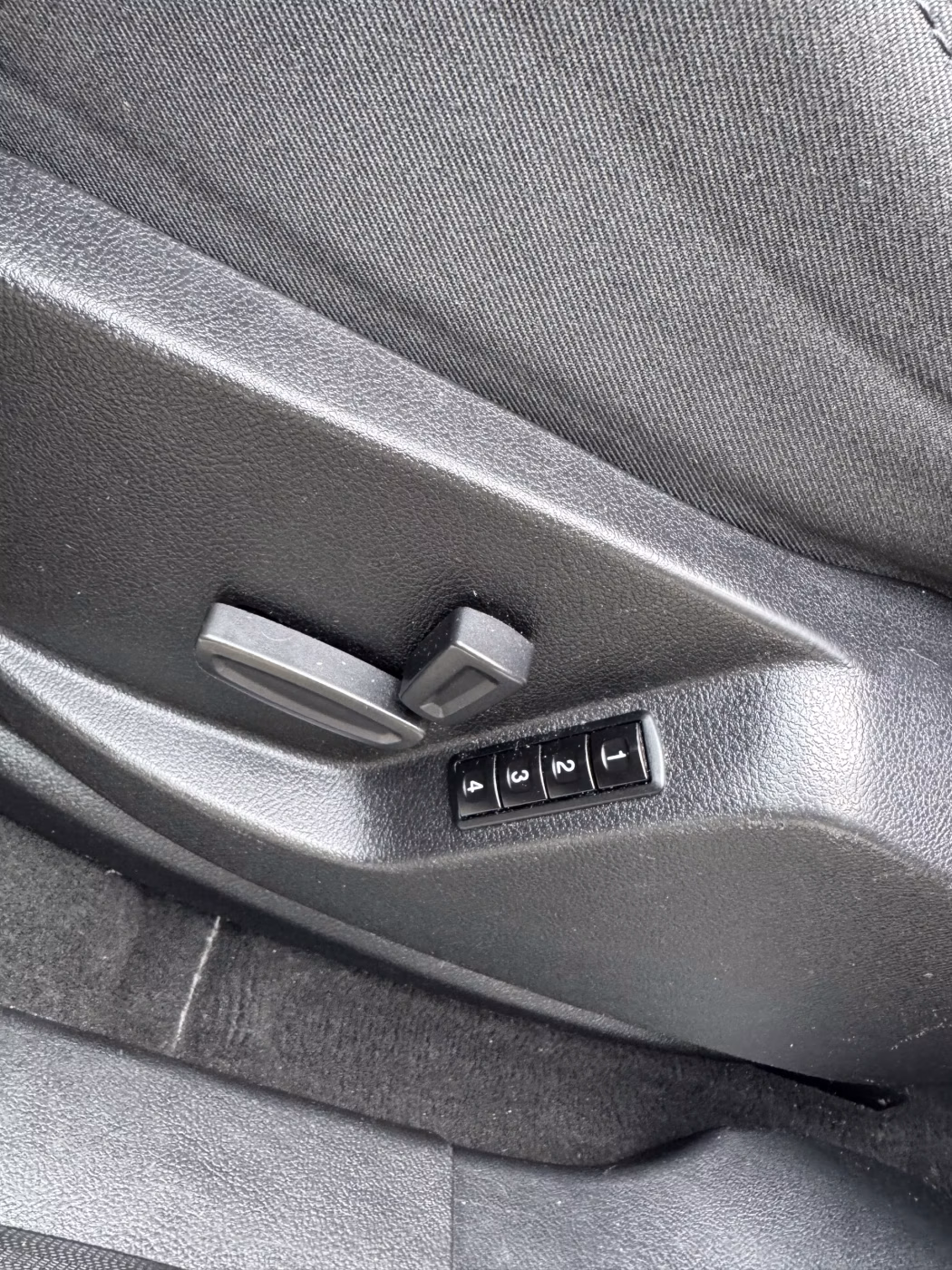 Ford S-MAX фото 14