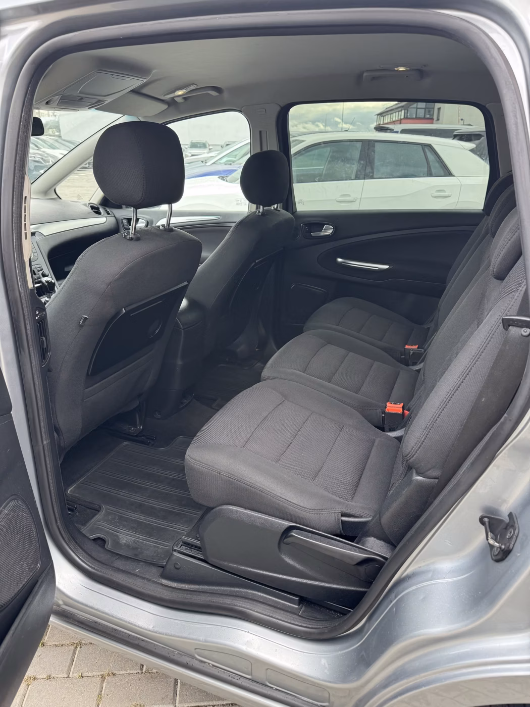 Ford S-MAX фото 18