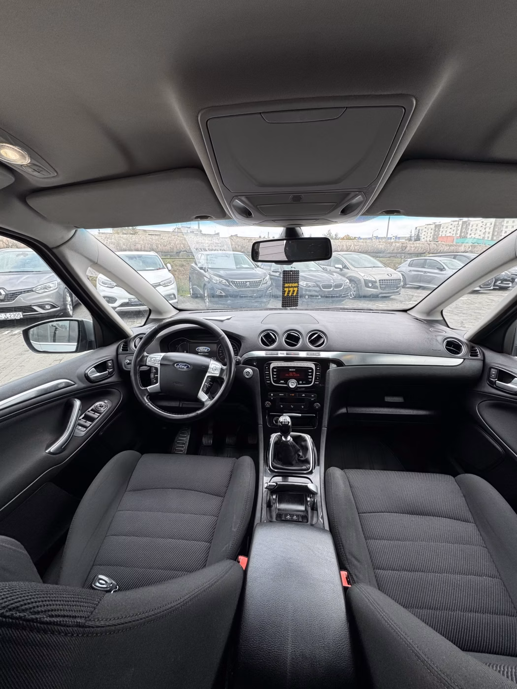Ford S-MAX фото 19