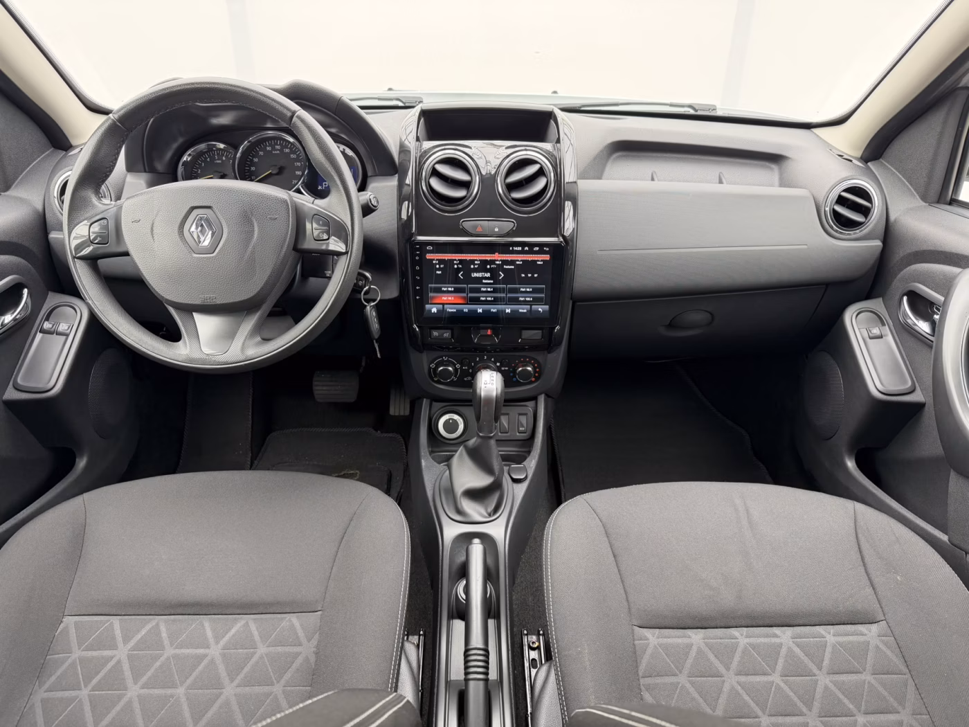Renault Duster фото 11