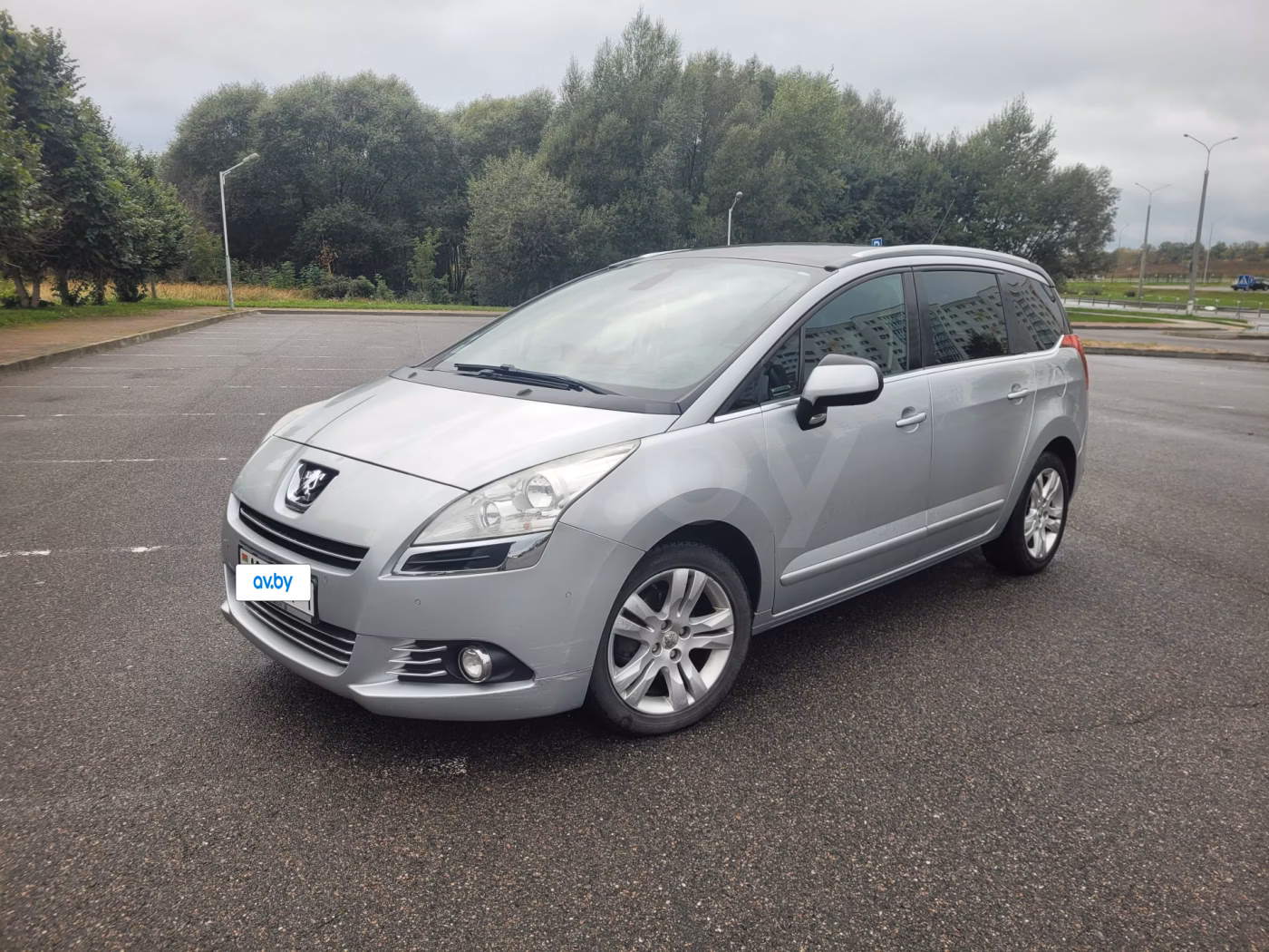 Peugeot 5008