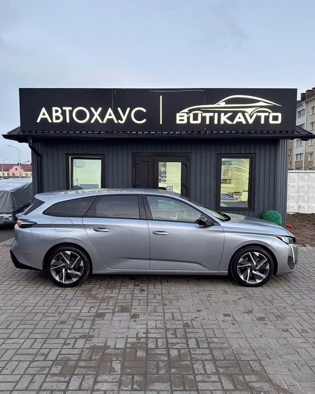 Peugeot 308 фото 8
