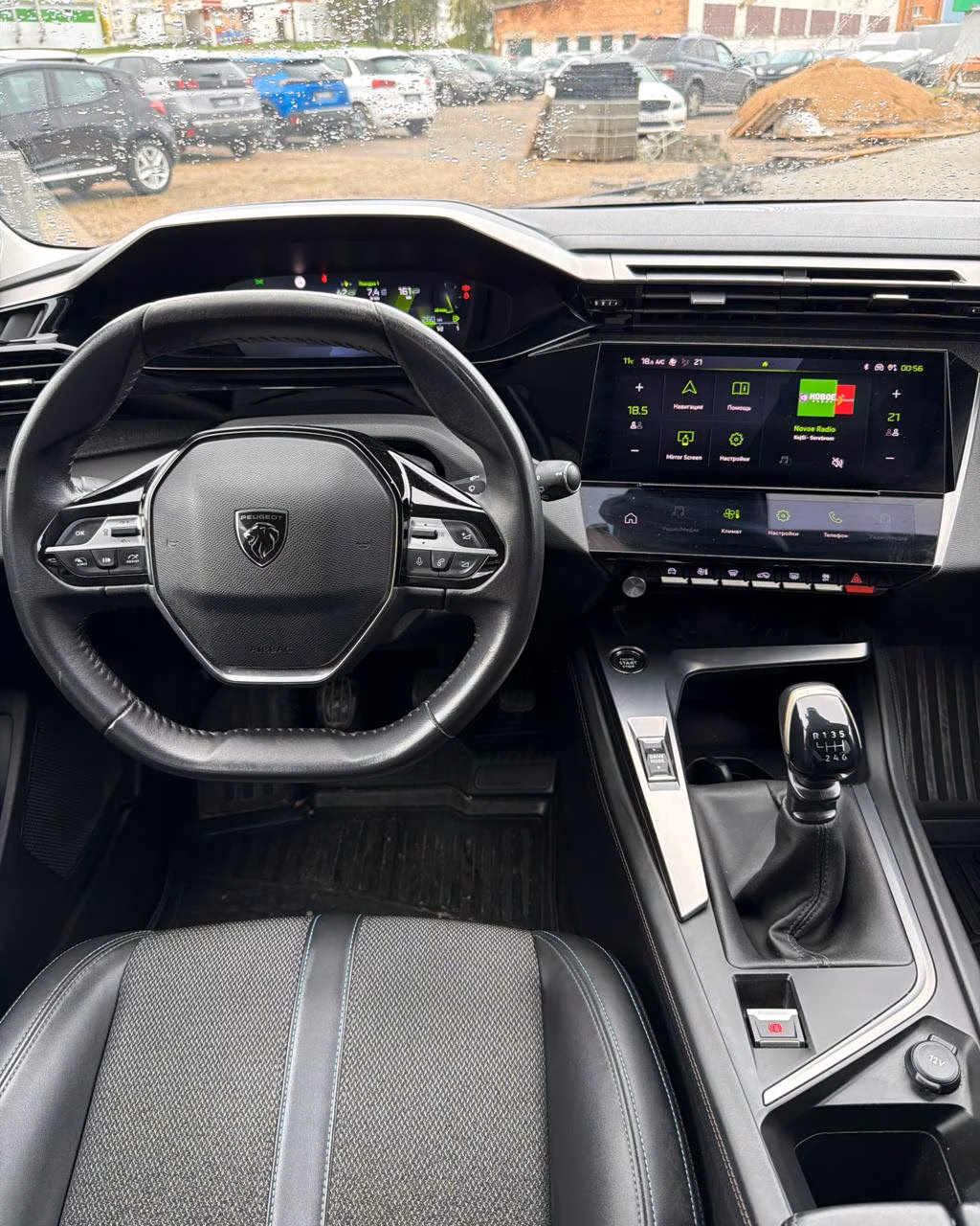 Peugeot 308 фото 12