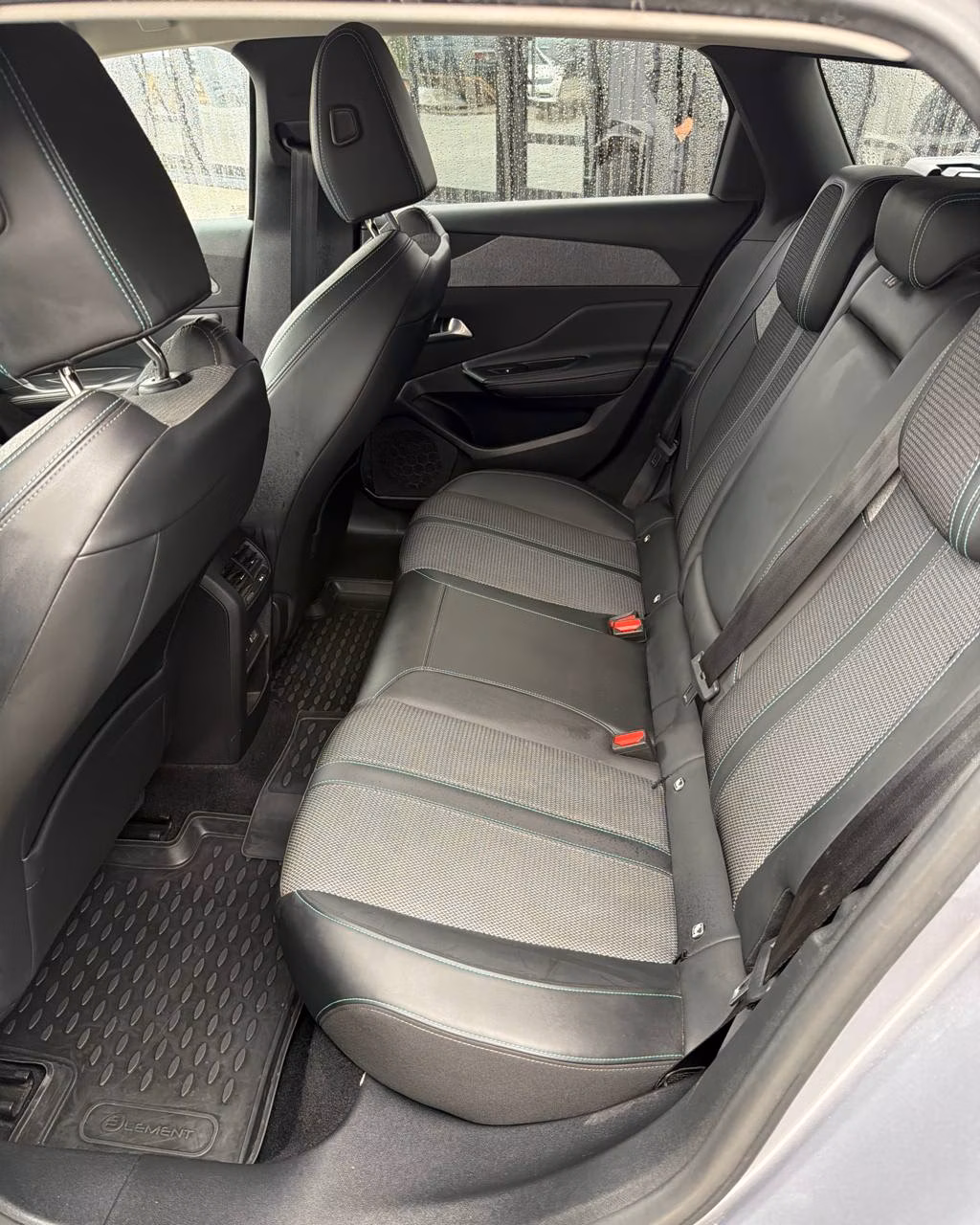 Peugeot 308 фото 14
