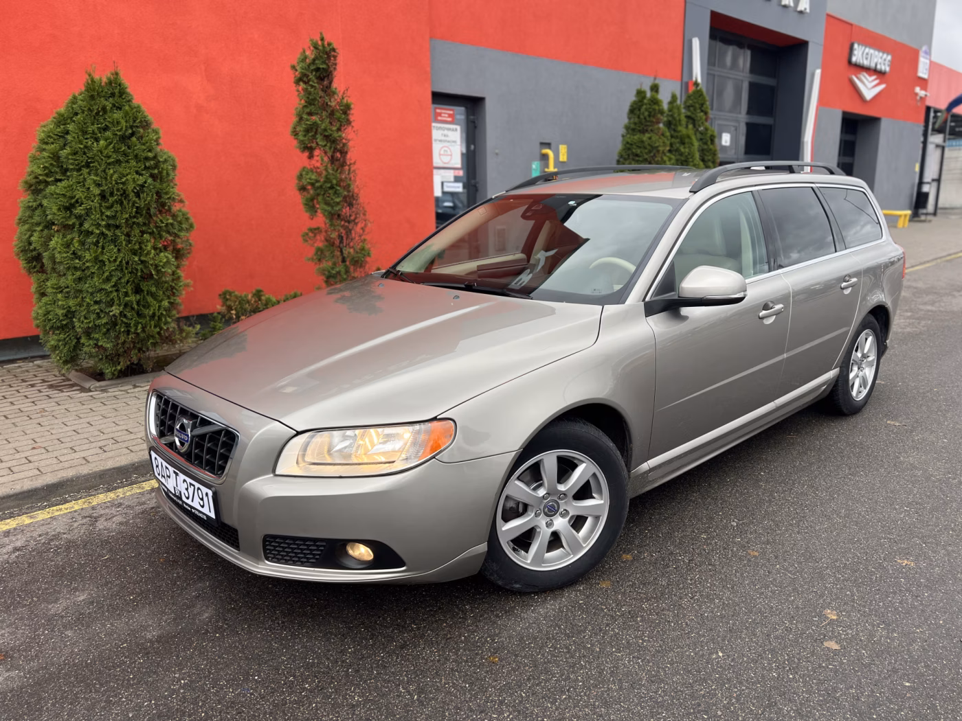 Volvo V70