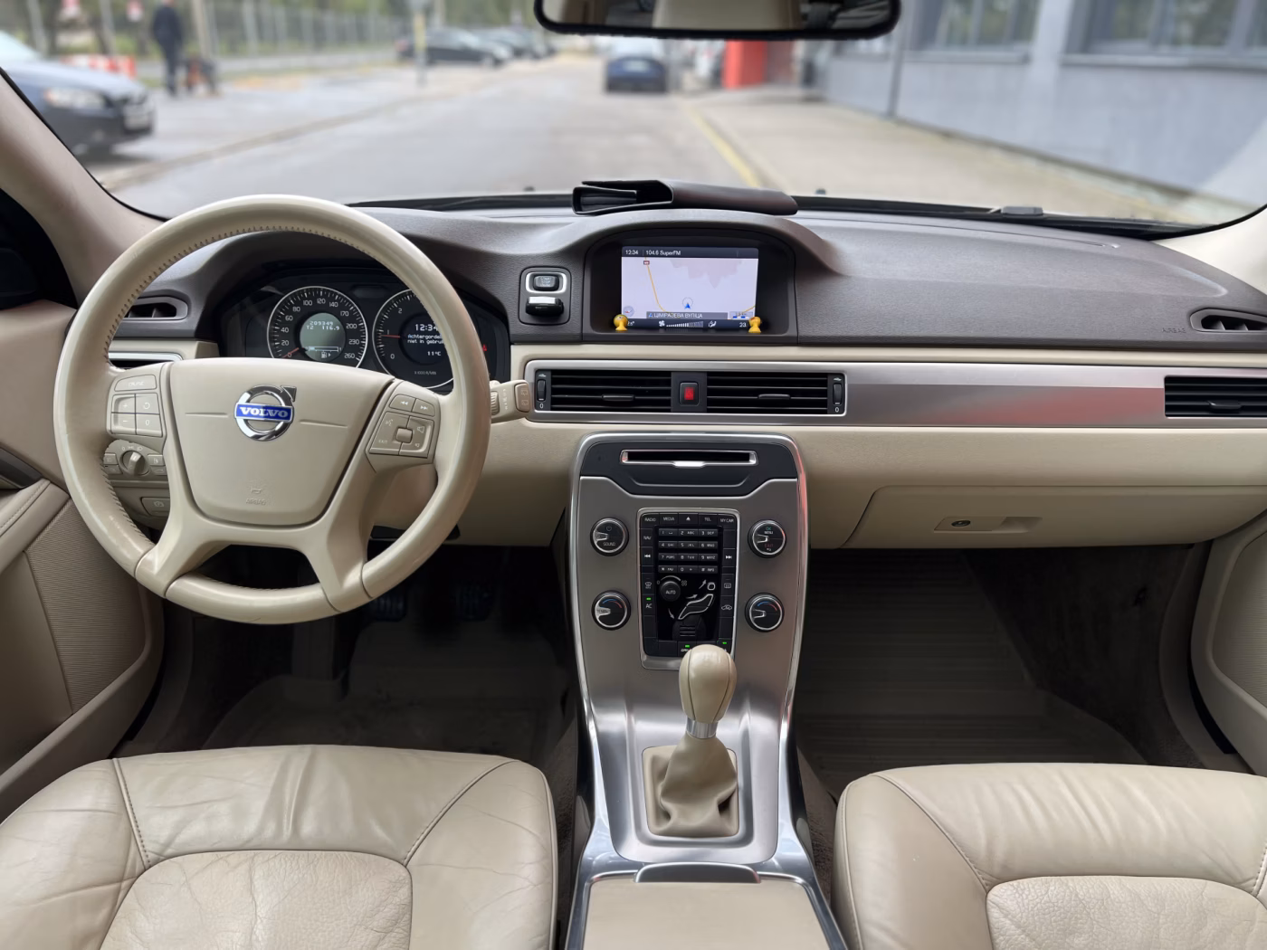 Volvo V70 фото 2