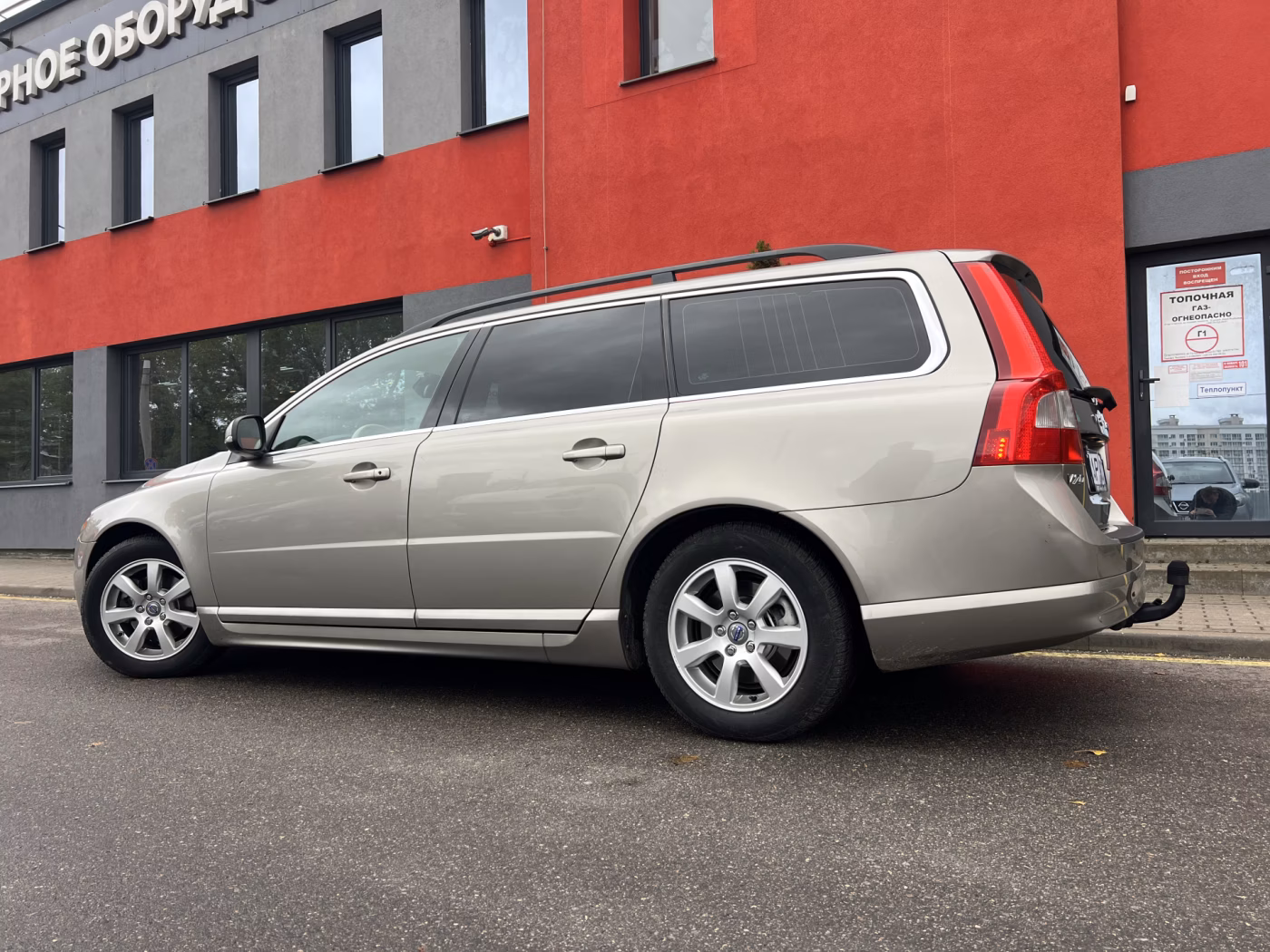Volvo V70 фото 6