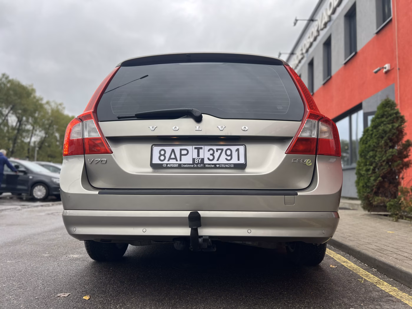 Volvo V70 фото 8