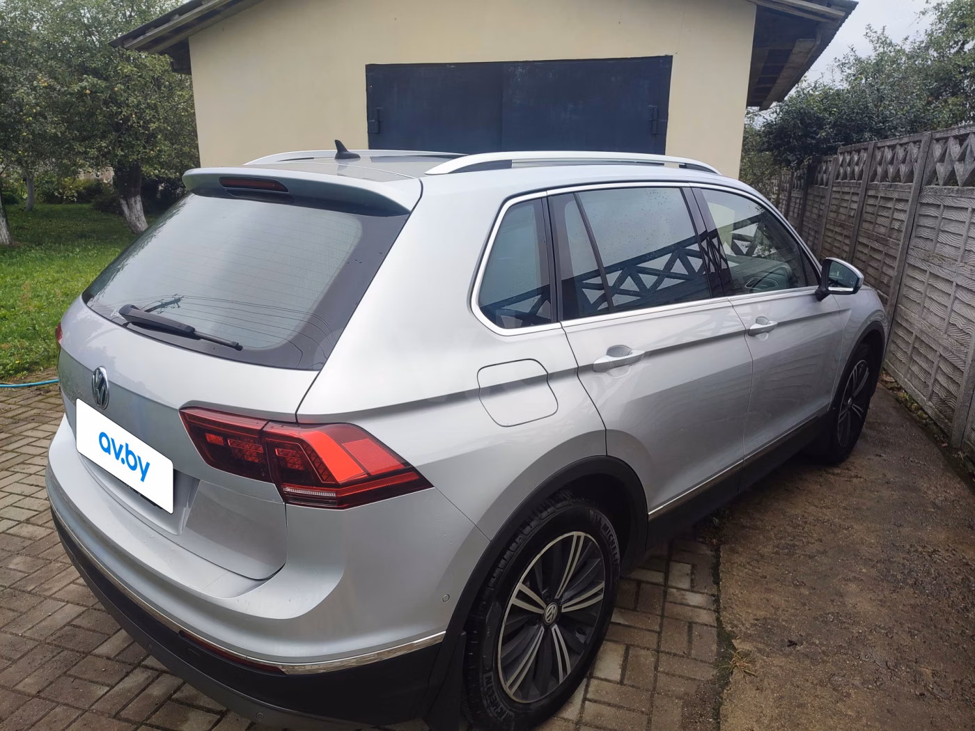 Volkswagen Tiguan фото 2