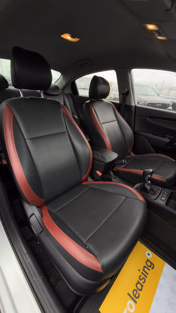 Kia Rio фото 11