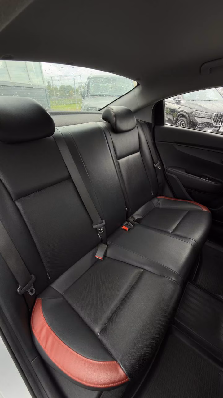 Kia Rio фото 12