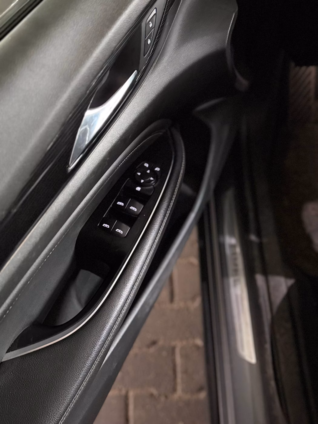 Opel Insignia фото 12