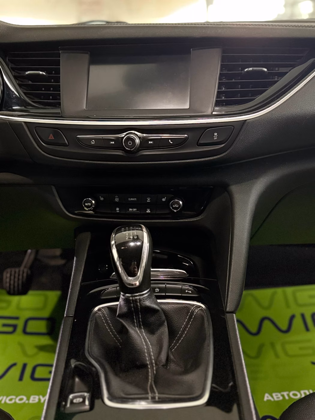 Opel Insignia фото 15