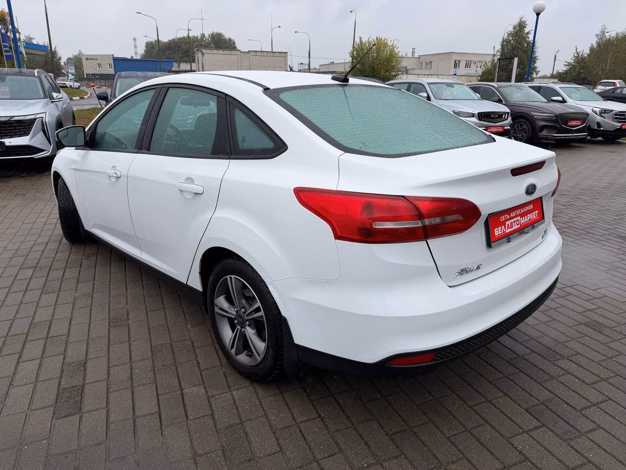 Ford Focus фото 7
