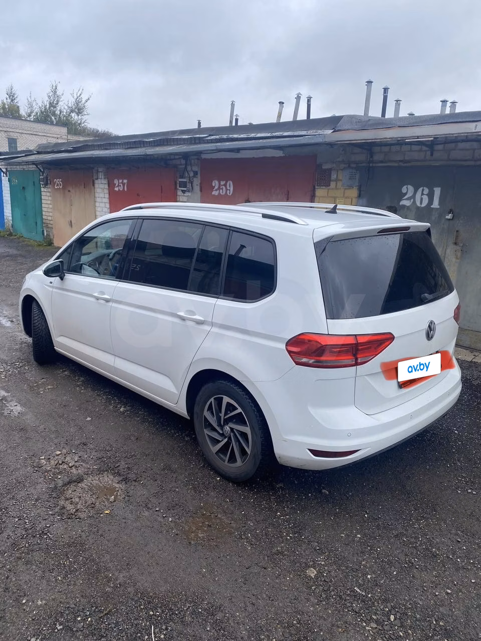 Volkswagen Touran фото 3