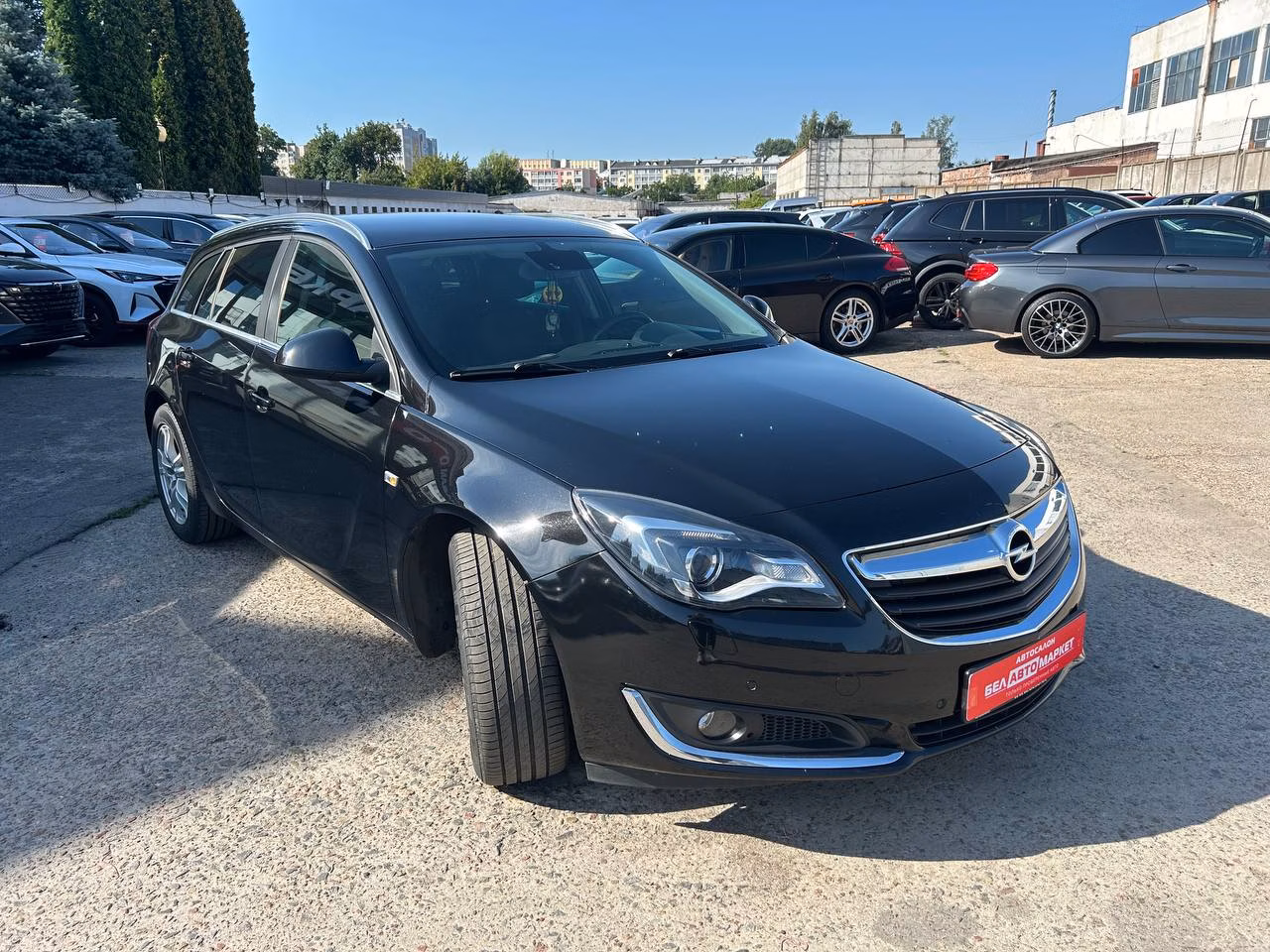 Opel Insignia фото 3
