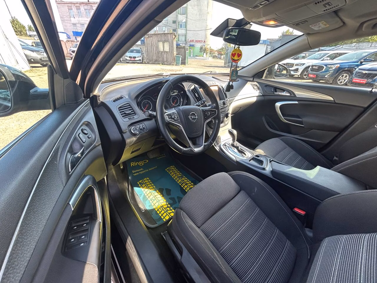 Opel Insignia фото 9