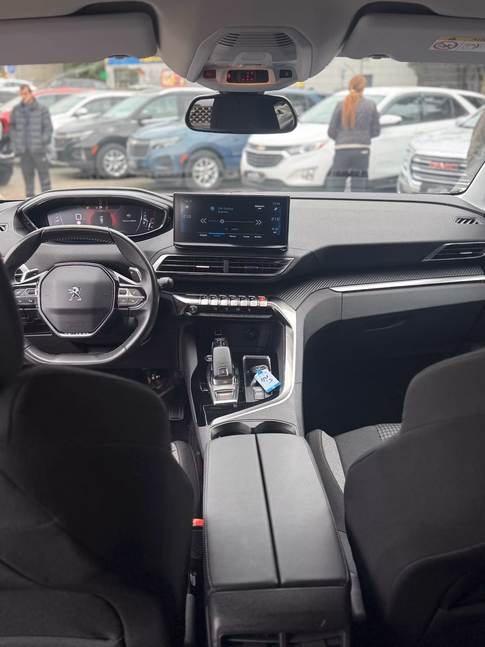 Peugeot 5008 фото 14