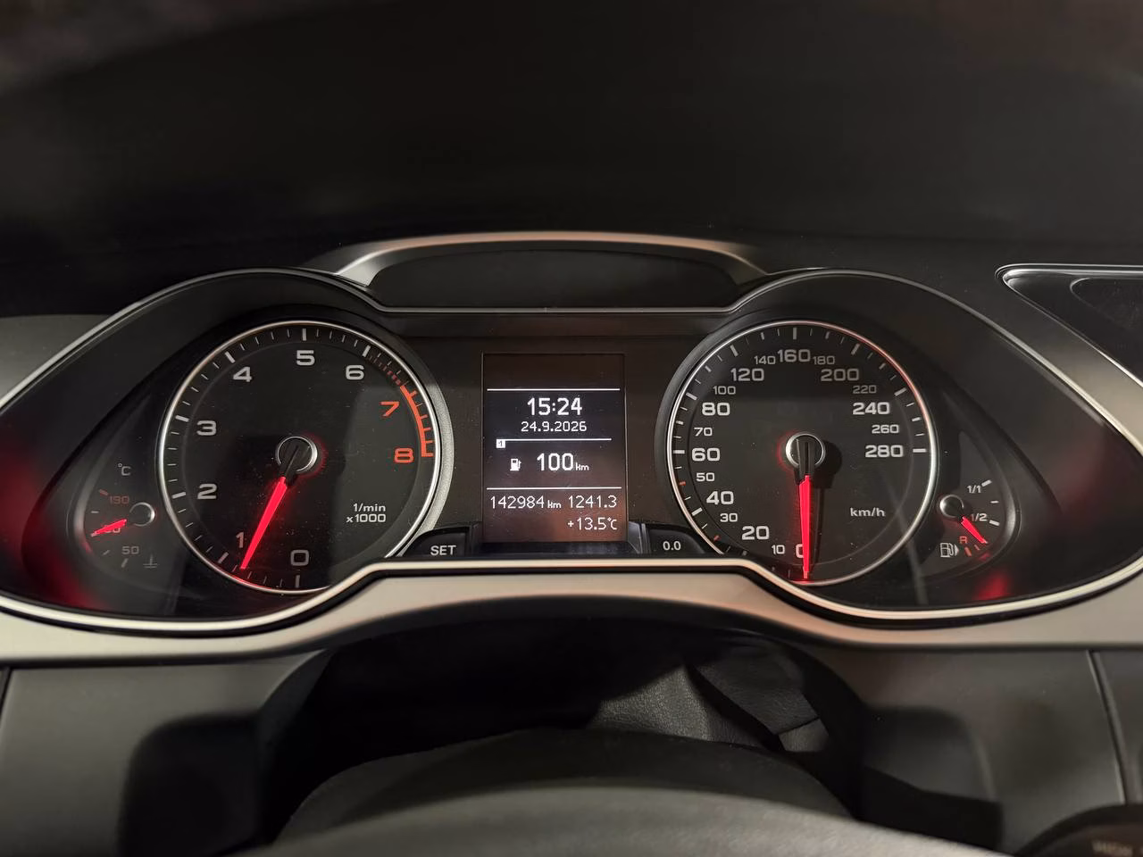 Audi A4 фото 20