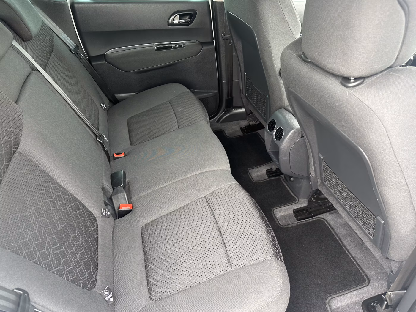 Peugeot 3008 фото 11