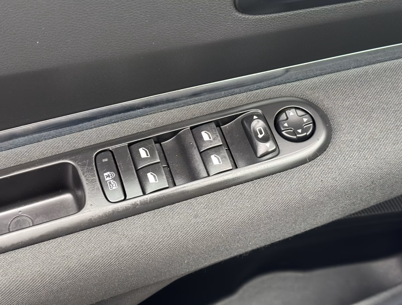 Peugeot 3008 фото 18