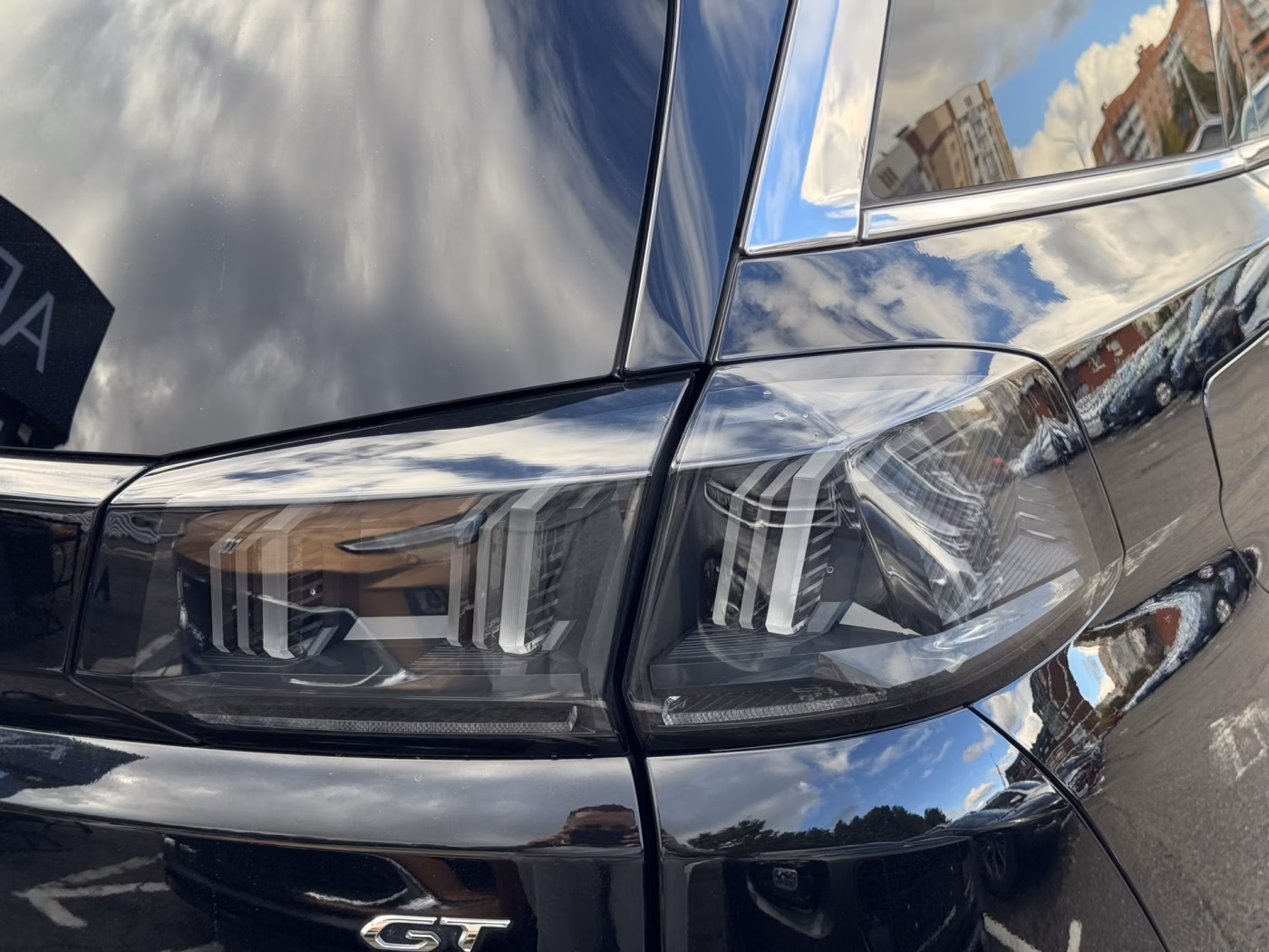 Peugeot 5008 фото 13