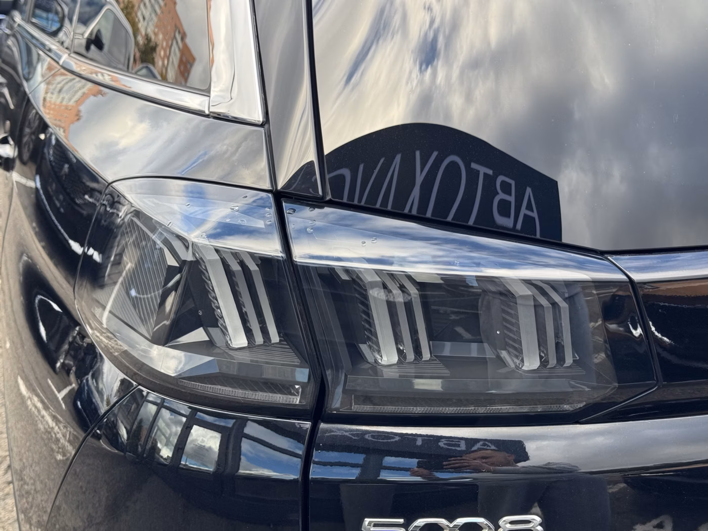Peugeot 5008 фото 14