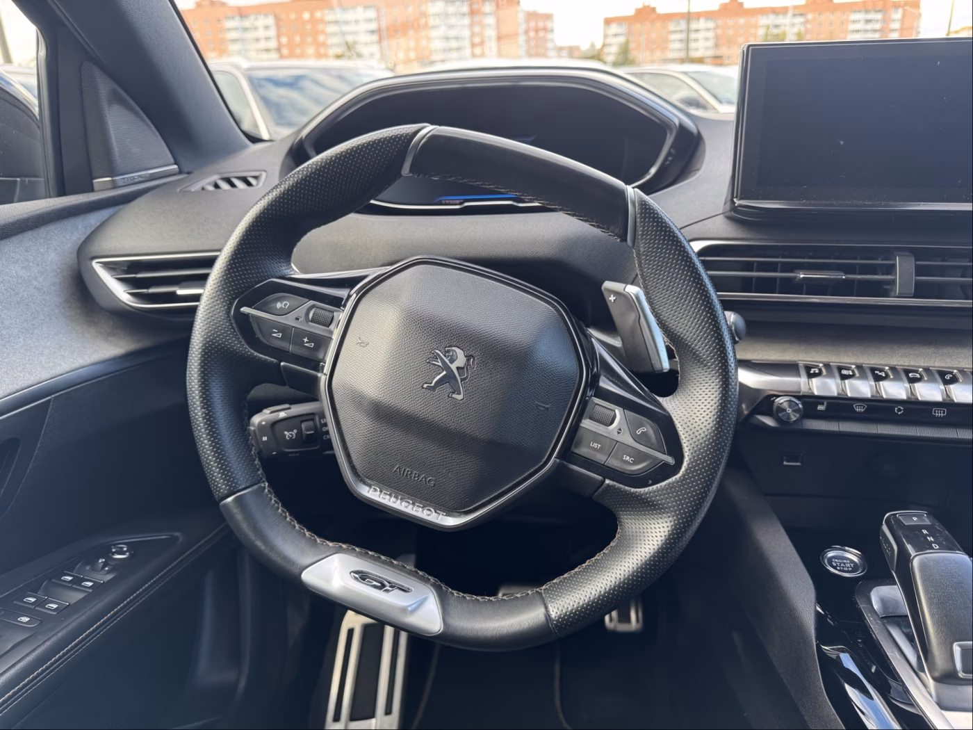 Peugeot 5008 фото 16