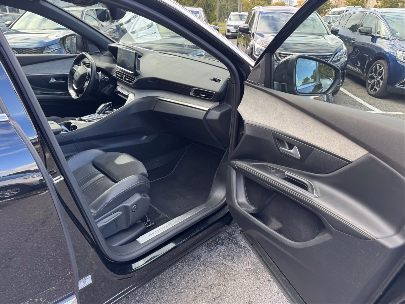 Peugeot 5008 фото 19