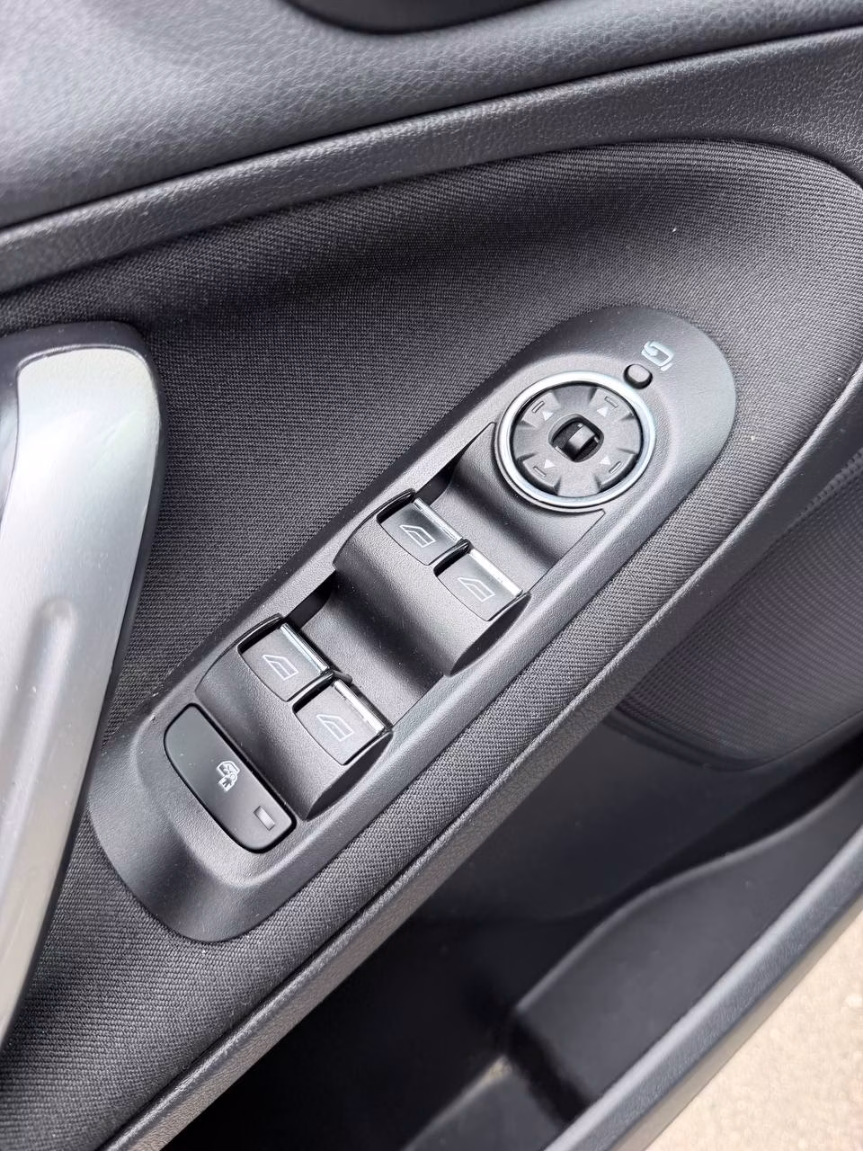 Ford S-MAX фото 12