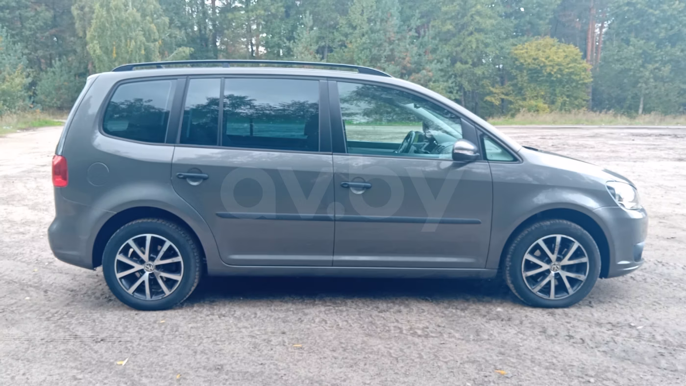 Volkswagen Touran фото 5