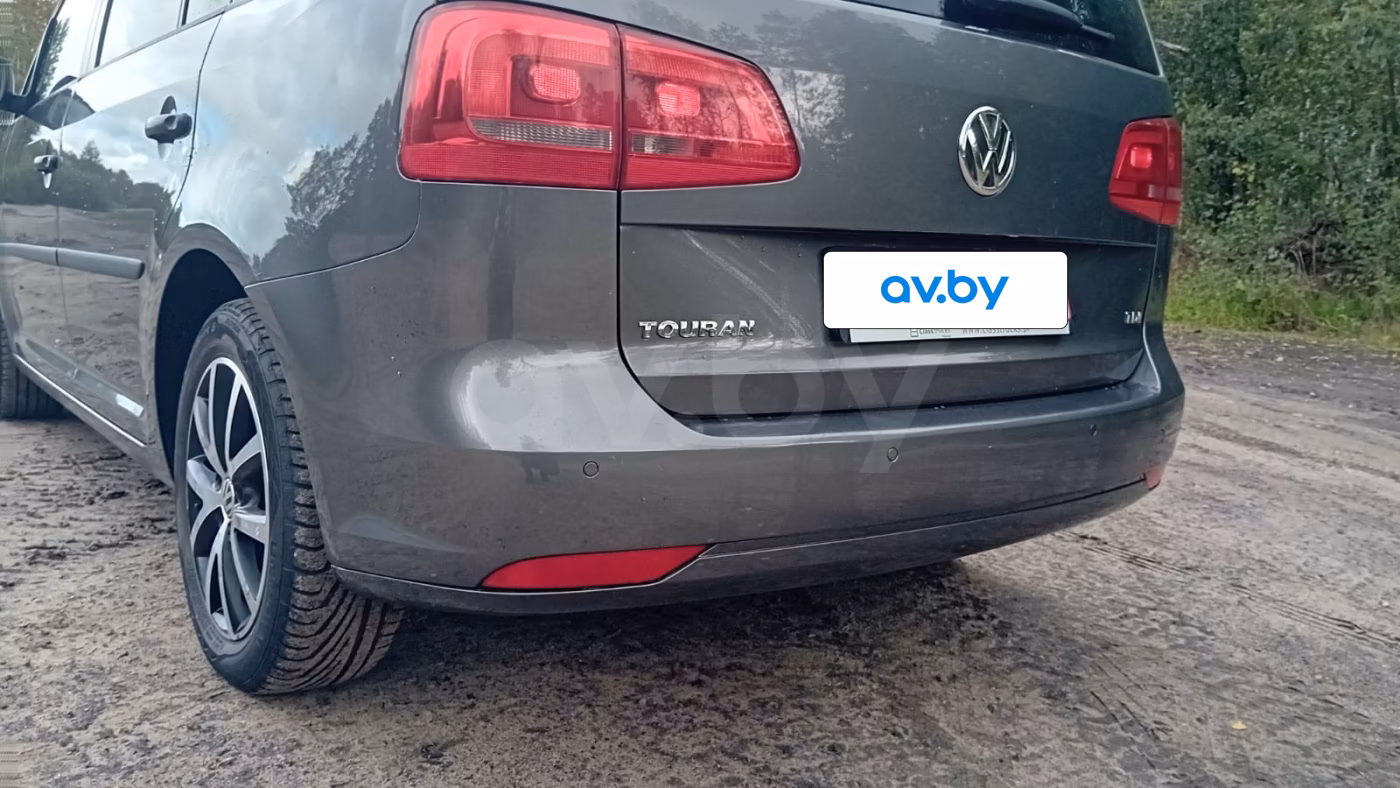 Volkswagen Touran фото 8