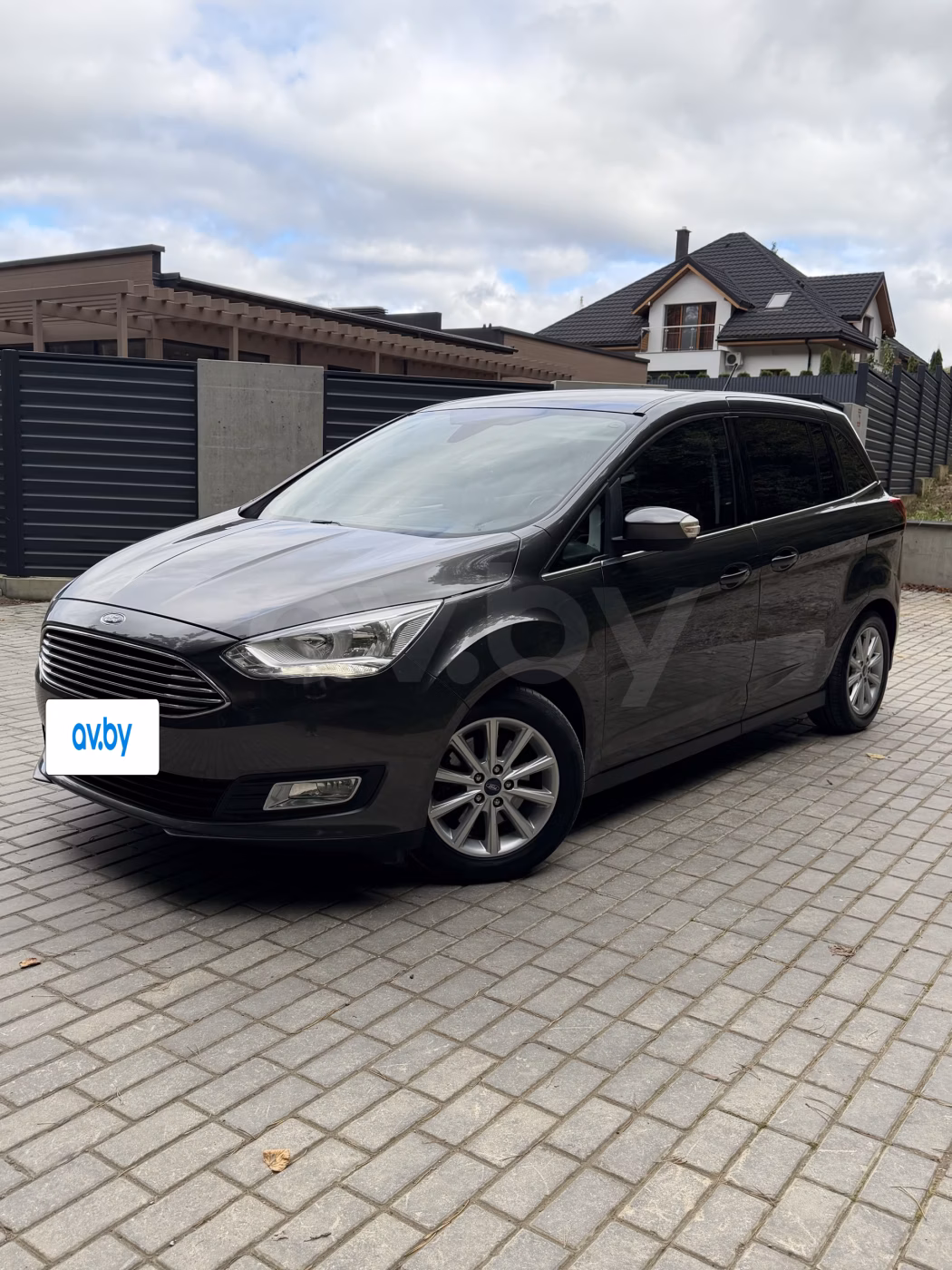 Ford Grand C-Max фото 2