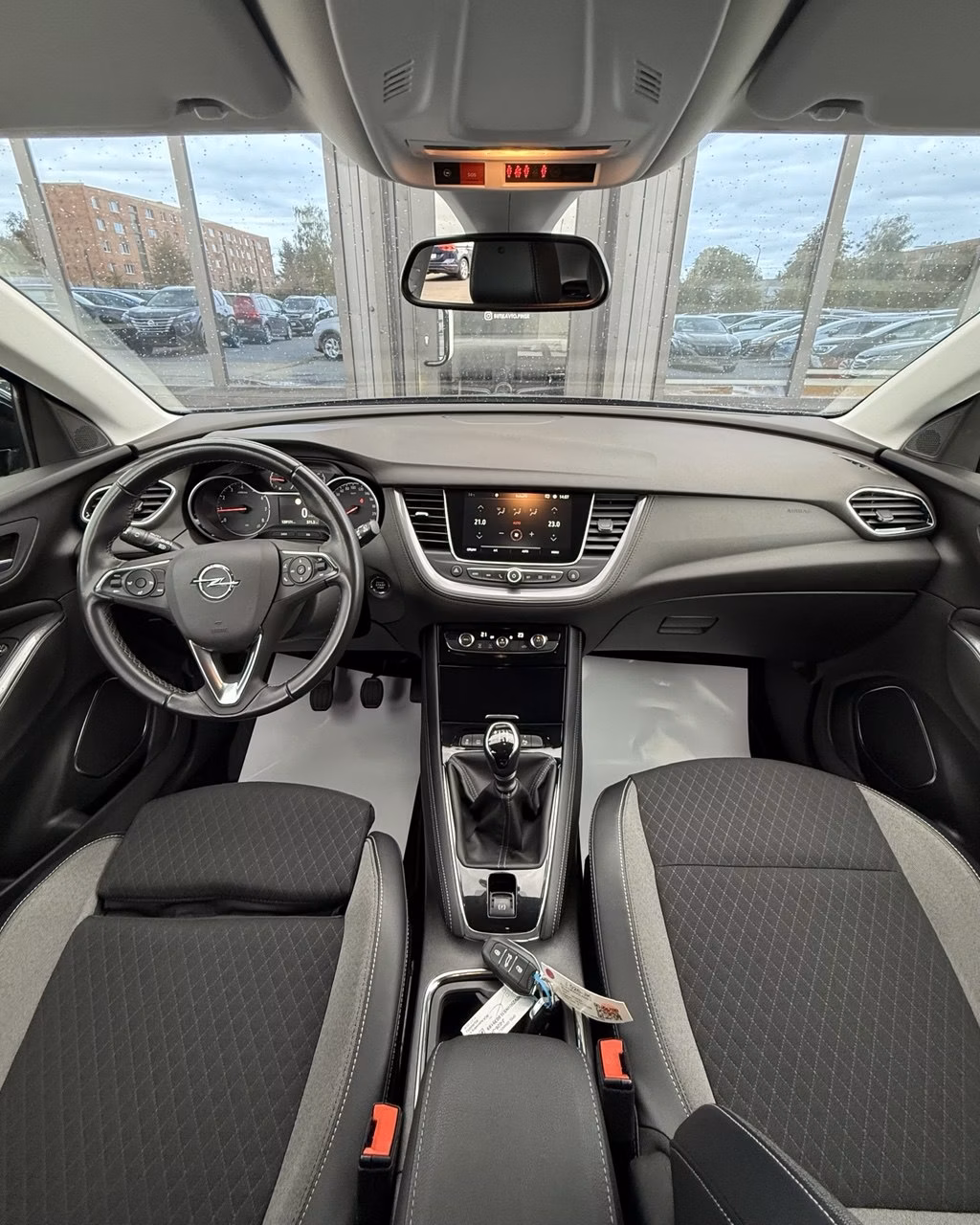 Opel Grandland X фото 7