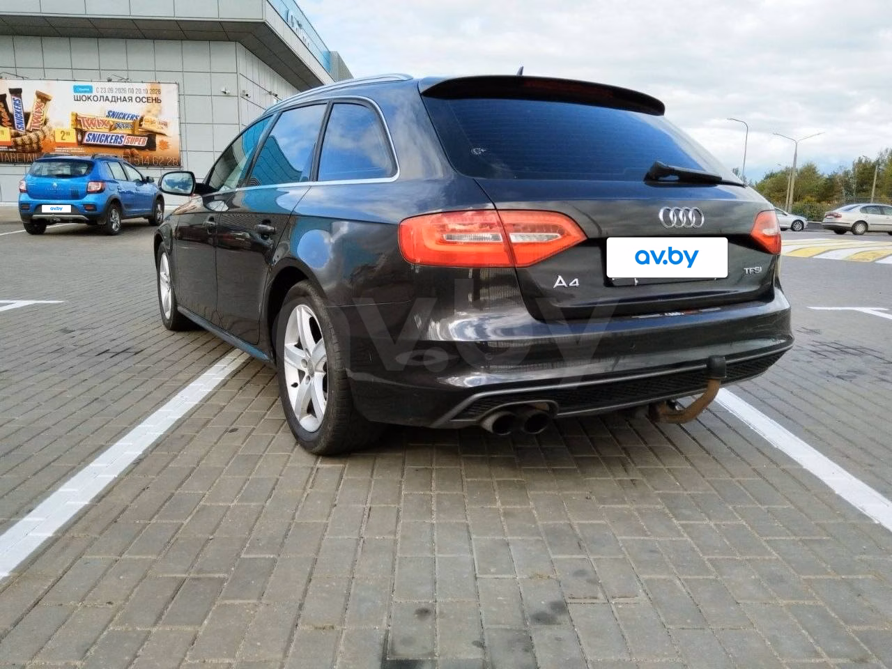 Audi A4 фото 5