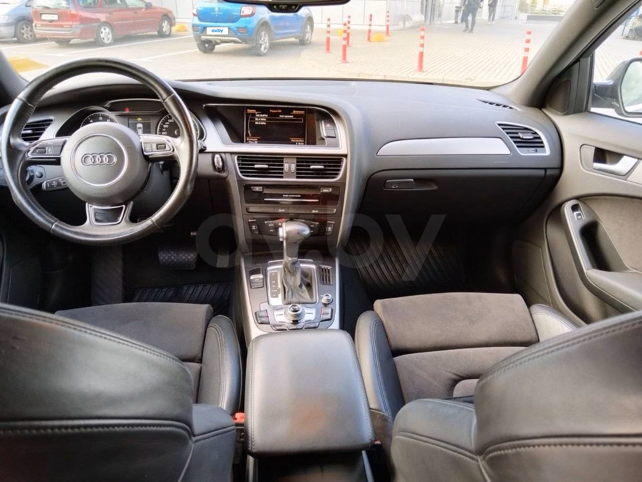 Audi A4 фото 7
