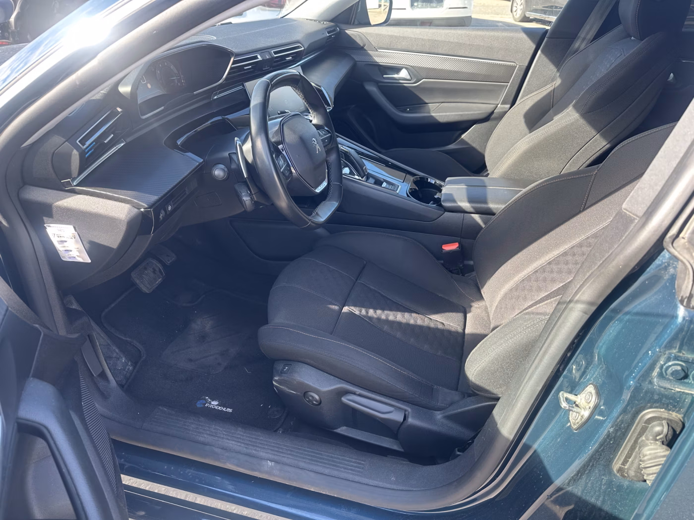 Peugeot 508 фото 7