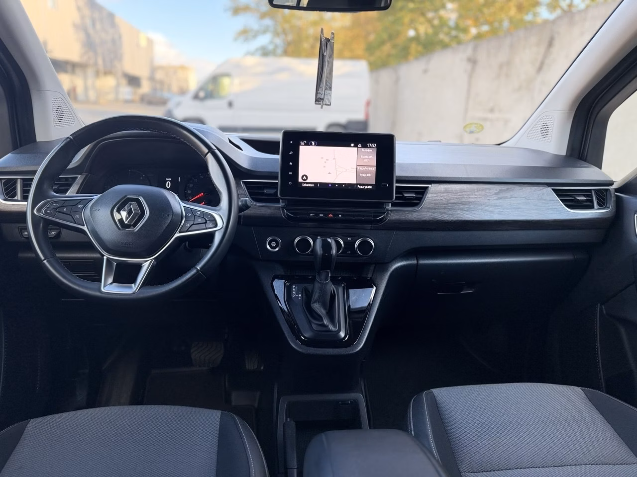 Renault Kangoo фото 10