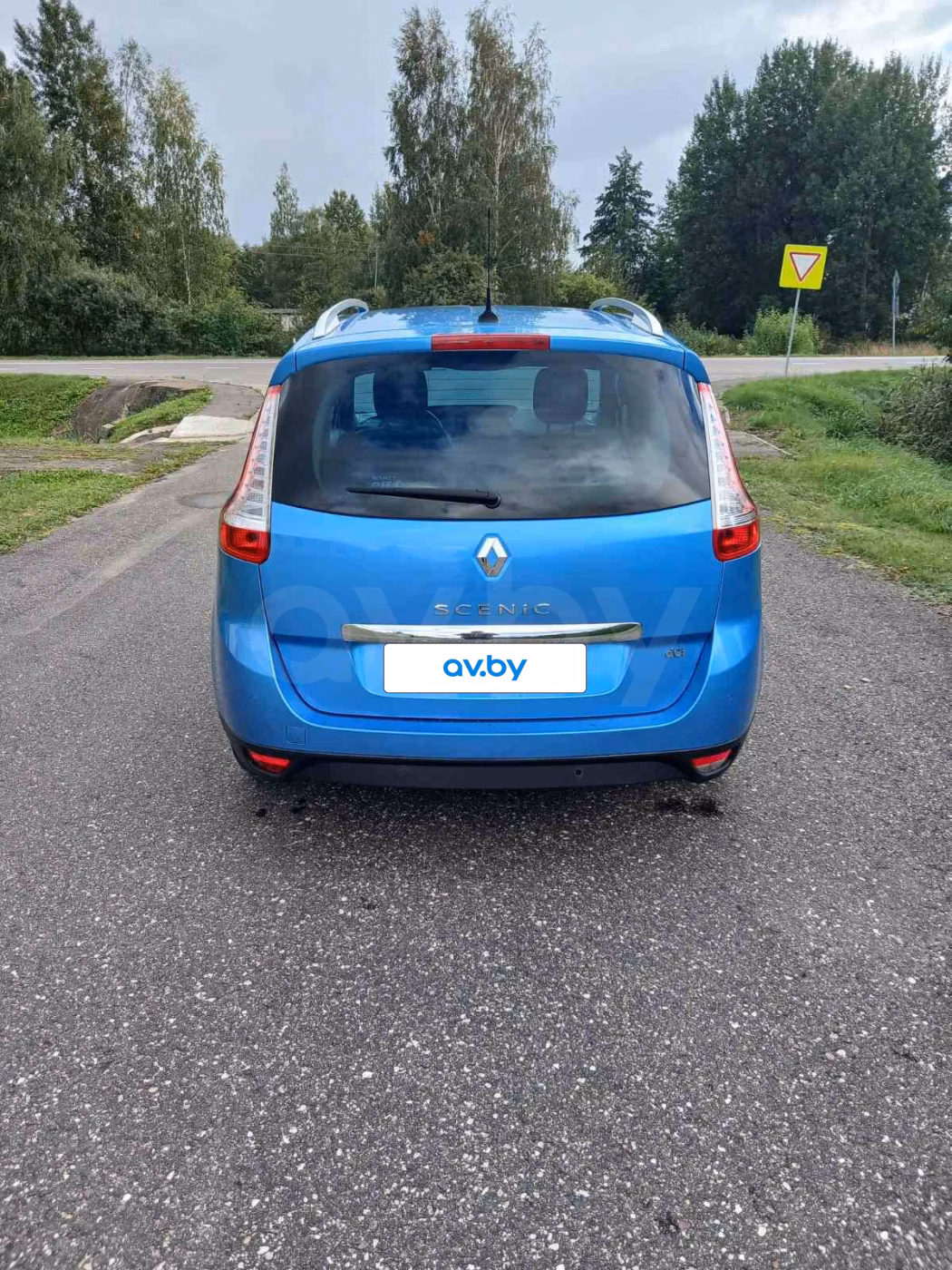 Renault Grand Scenic фото 9